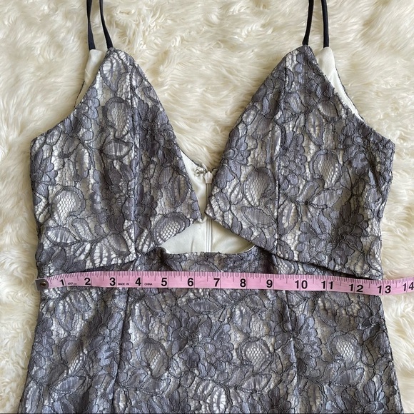 Urban Outfitters Line + Dot Dress Bodycon Cutout Lace Mini gray M - Picture 15 of 16